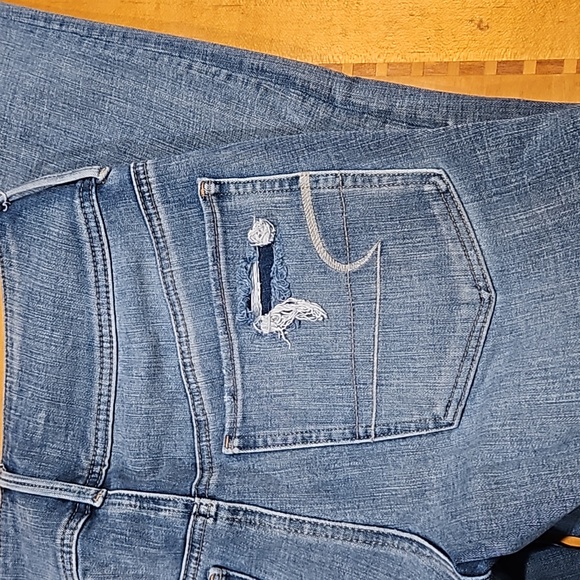 AE Super High-Rise Jeans - Picture 3 of 5